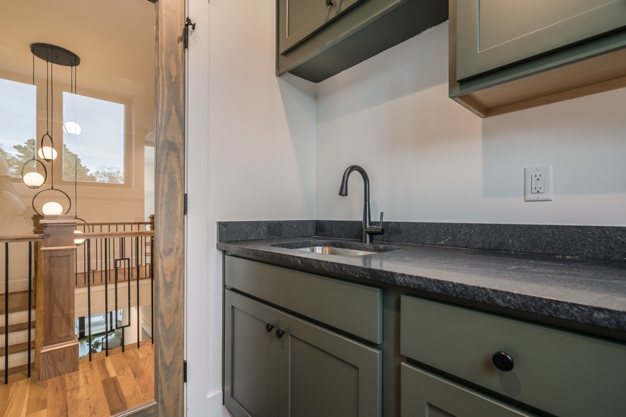 The Cottage — Laundry